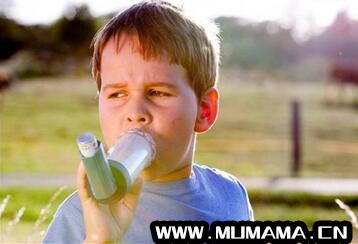 治疗小儿哮喘的七大误区(小儿哮喘治疗误区家长谨防)