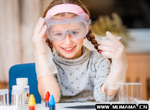 幼儿园就要进行科学启蒙教育