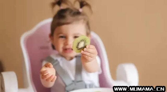 怎么给宝宝添加手指食物？