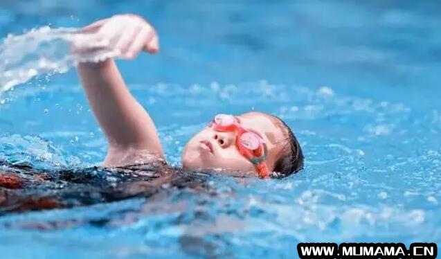 几岁适合学游泳 儿童学游泳注意事项