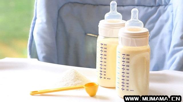 奶瓶喂养的宝宝，竟然更容易得鹅口疮？