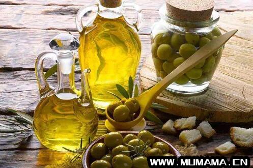 橄榄油的功效与作用(牛油果油VS橄榄油)