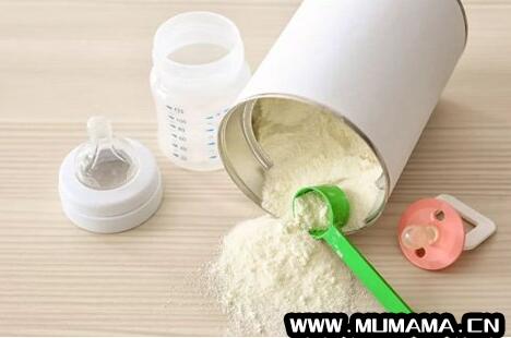 奶粉不易溶解的原因 奶粉到底易溶解好还是不易溶解好(其实真正的原因是这个)