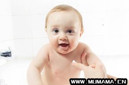 大人的身体乳可以给小孩使用吗(宝宝身体乳能不能用来擦脸)