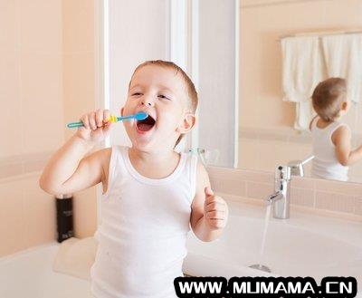 小孩子吃大人牙膏会不会有危害、要紧吗、会不会中毒(使用含氟牙膏会不会得氟斑牙)