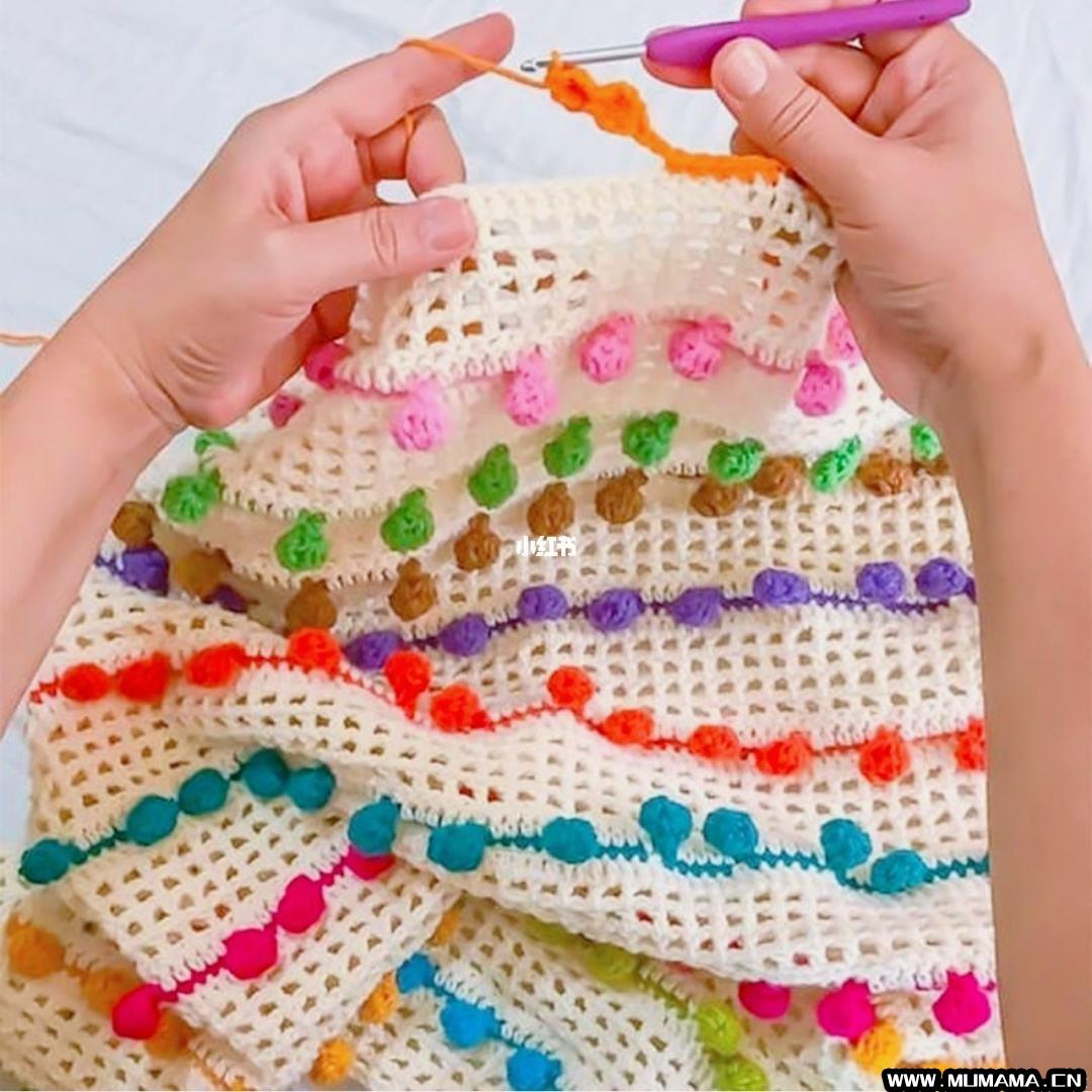最简单的棒针毯子织法，用钩针钩最简单毯子(好看的棒针毯子编织教程)