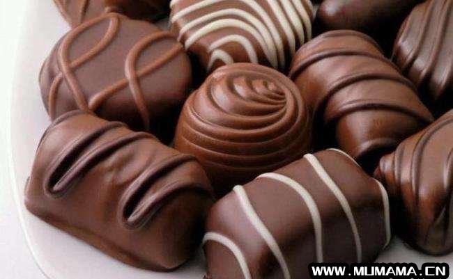 代可可脂巧克力会胖吗，吃代可可脂的巧克力对身体有害吗？(10款低脂高蛋白零食)