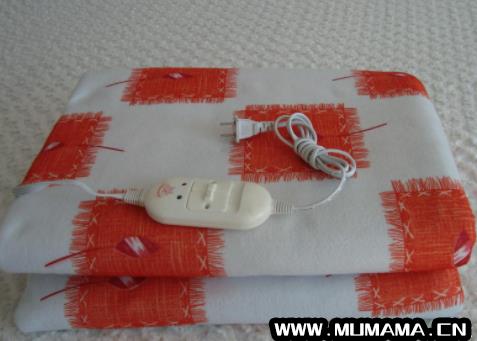 电褥子是用电热线和普通棉纺织布做成的，电热毯什么面料好(买电褥子去哪里买)