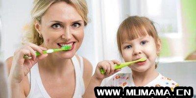 宝宝什么时候刷牙最合适，宝宝几个月开始刷牙、可以刷牙(什么时候可以开始学刷牙)