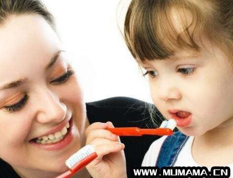 宝宝几岁开始刷牙、需要刷牙，幼儿几岁开始刷牙比较好(小孩几岁开始刷牙最好)