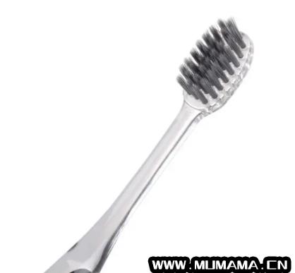 牙刷长度一般多少厘米，牙刷中毛和软毛的区别(如何挑选一把适合孩子使用的牙刷)