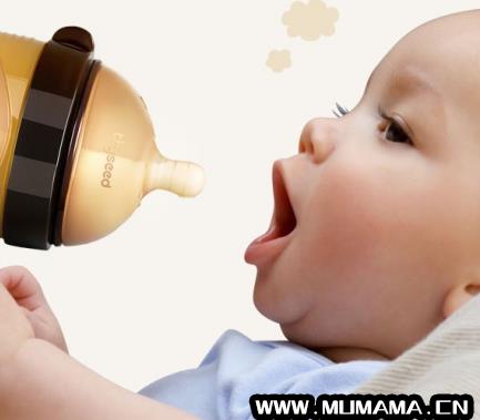 宝宝断奶10天一直不肯吃奶瓶，宝宝断奶怎样才要喝奶瓶(断奶宝宝不肯吃奶瓶怎么办)