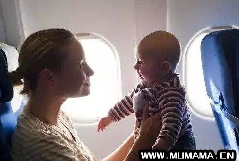 婴儿坐飞机可以带口罩吗，婴儿坐飞机要戴口罩吗(带孩子坐飞机的小妙招)