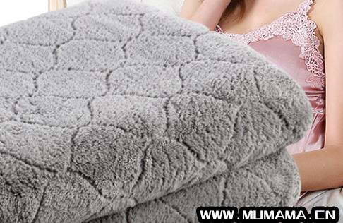 长期睡水暖毯的危害，怀孕到生一直用水暖毯(比电热毯更加舒适地绘睡水暖毯.)