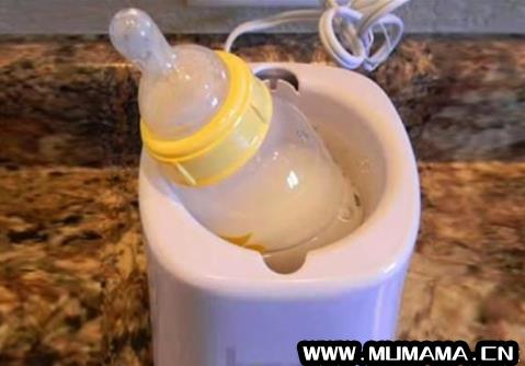 母乳浇花的正确方法，植物能浇宝宝喝剩的牛奶么(喝剩的牛奶先别扔)