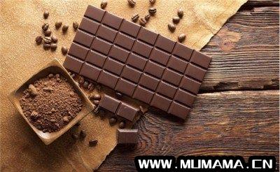 哺乳期可以吃巧克力吗，吃了两个巧克力喂奶有关系吗(如果您还处于哺乳期内)