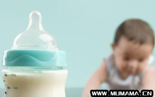 奶粉打开一个多月了还能给宝宝喝吗，奶粉打开二个月了还能喝吗(宝妈宝爸们给宝宝们冲奶粉时请注意哦)