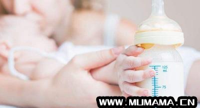 婴儿奶粉可以用勺子搅拌吗，宝宝一岁多喝奶只愿意用勺子(还是用勺子喂)