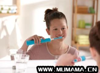 同同家电动牙刷换刷头提醒怎么关，同同家电动牙刷好不好(用了这么久的电动牙刷)