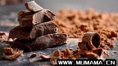 黑巧克力减肥是真的吗，黑巧克力纯度多少最好减肥(吃黑巧克力减肥)
