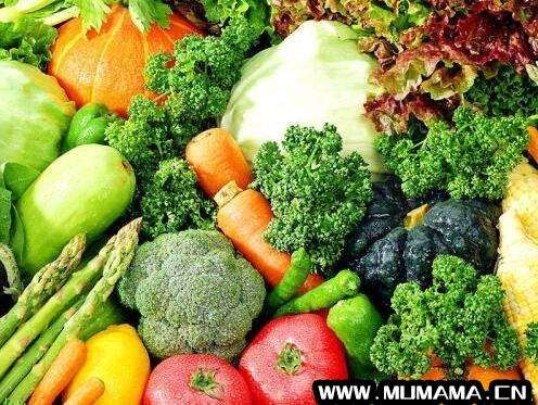 抗氧化的食物和水果有哪些，抗氧化的水果和蔬菜有哪些(这几种食物富含抗氧化剂)