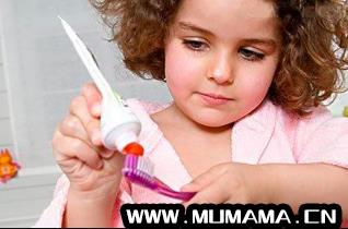 好用的儿童牙膏测评推荐(10款儿童牙膏测评)