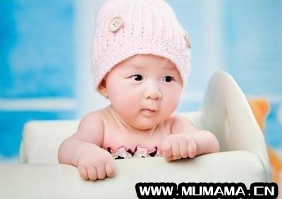 新生儿冬天需要擦润肤乳吗，冬季需要给新生儿擦润肤油么(出生在冬天的新生儿)