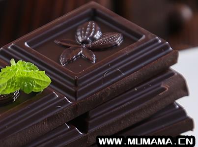 减肥可以吃巧克力不，减肥吃巧克力会胖吗(这样吃黑巧克力不会胖)