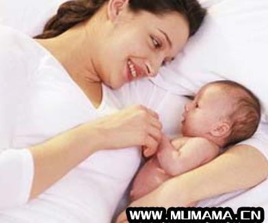 母乳和奶粉谁会导致宝宝胀气(会直接导致宝宝胀气)