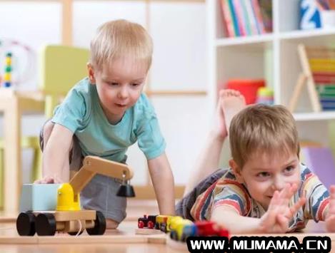 六七岁开发智力的玩具，6岁以上智能早教玩具有哪些种类(12个月龄宝宝的早教玩具)
